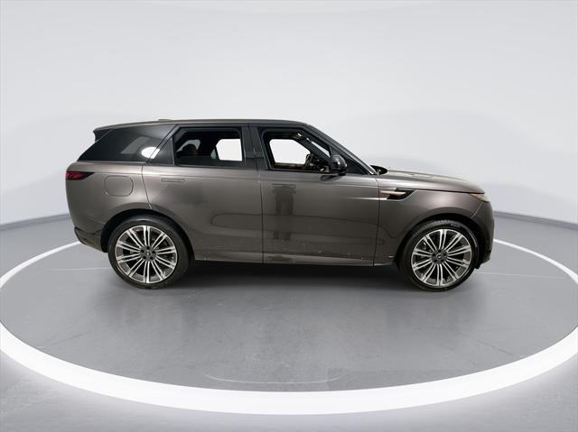 new 2025 Land Rover Range Rover Sport car, priced at $104,295