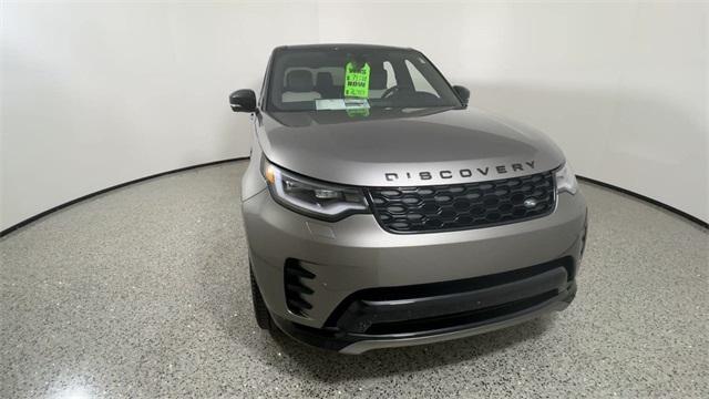 new 2024 Land Rover Discovery car, priced at $76,989