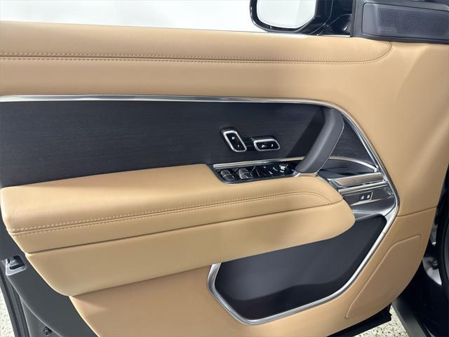 new 2025 Land Rover Range Rover car, priced at $129,685