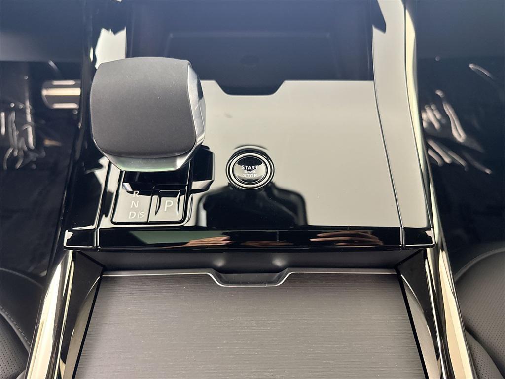 new 2025 Land Rover Range Rover Sport car, priced at $124,185