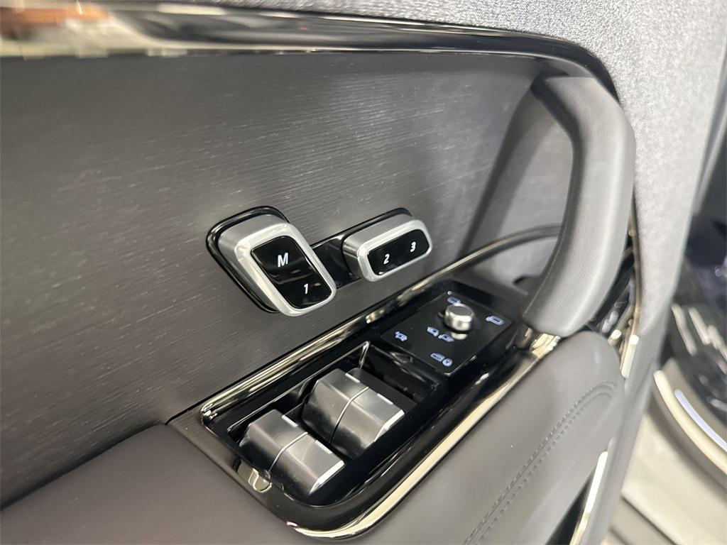 new 2025 Land Rover Range Rover Sport car, priced at $124,185