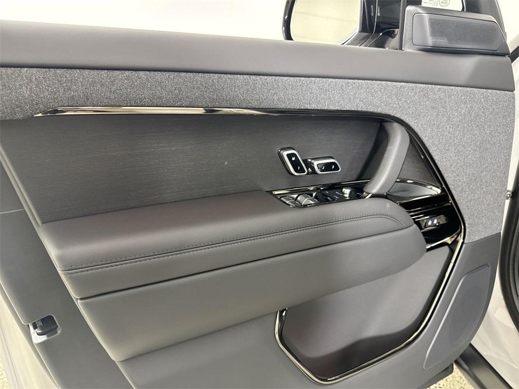 new 2025 Land Rover Range Rover Sport car, priced at $124,185