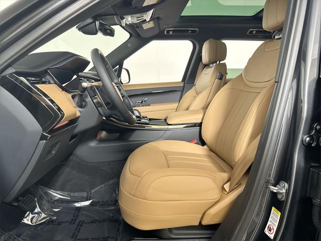 new 2025 Land Rover Range Rover Sport car, priced at $96,005