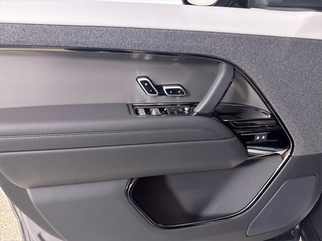 new 2025 Land Rover Range Rover Sport car, priced at $101,730