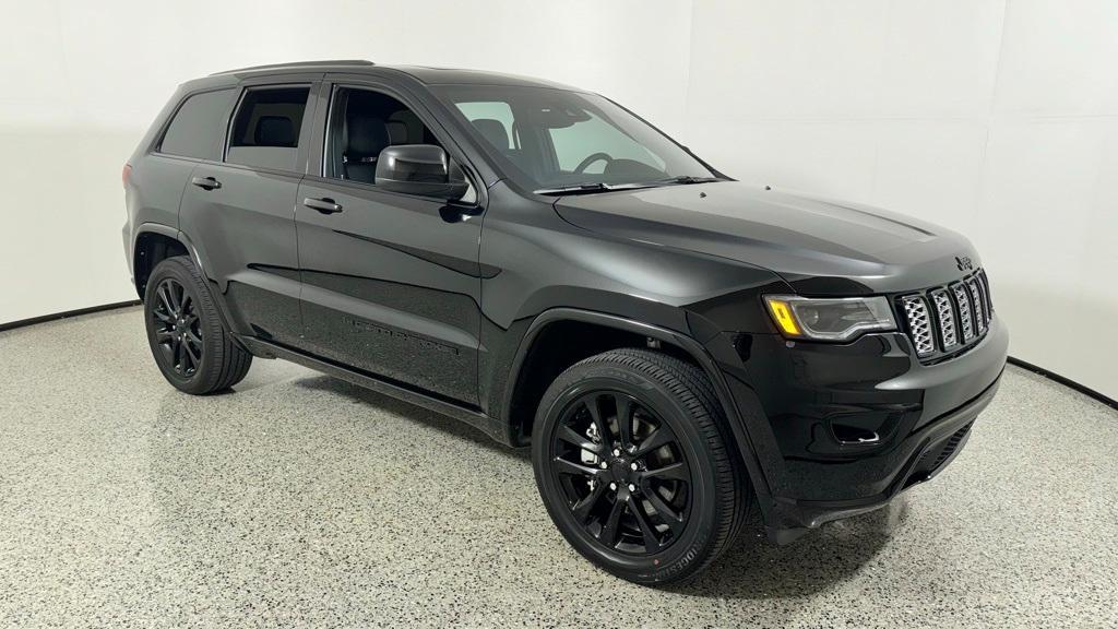 used 2022 Jeep Grand Cherokee WK car, priced at $32,581