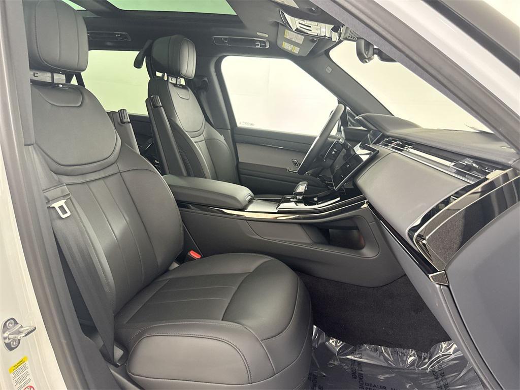 new 2025 Land Rover Range Rover Sport car, priced at $93,145