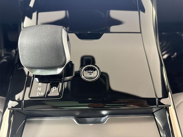 new 2025 Land Rover Range Rover Sport car, priced at $90,515