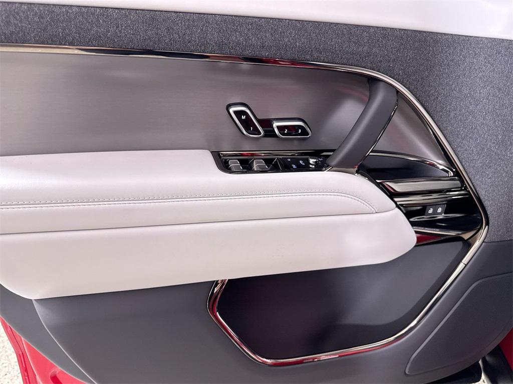 new 2025 Land Rover Range Rover Sport car, priced at $101,700