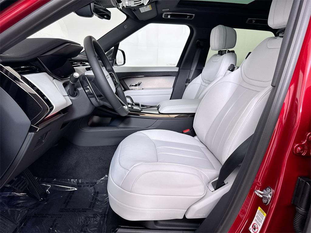 new 2025 Land Rover Range Rover Sport car, priced at $101,700