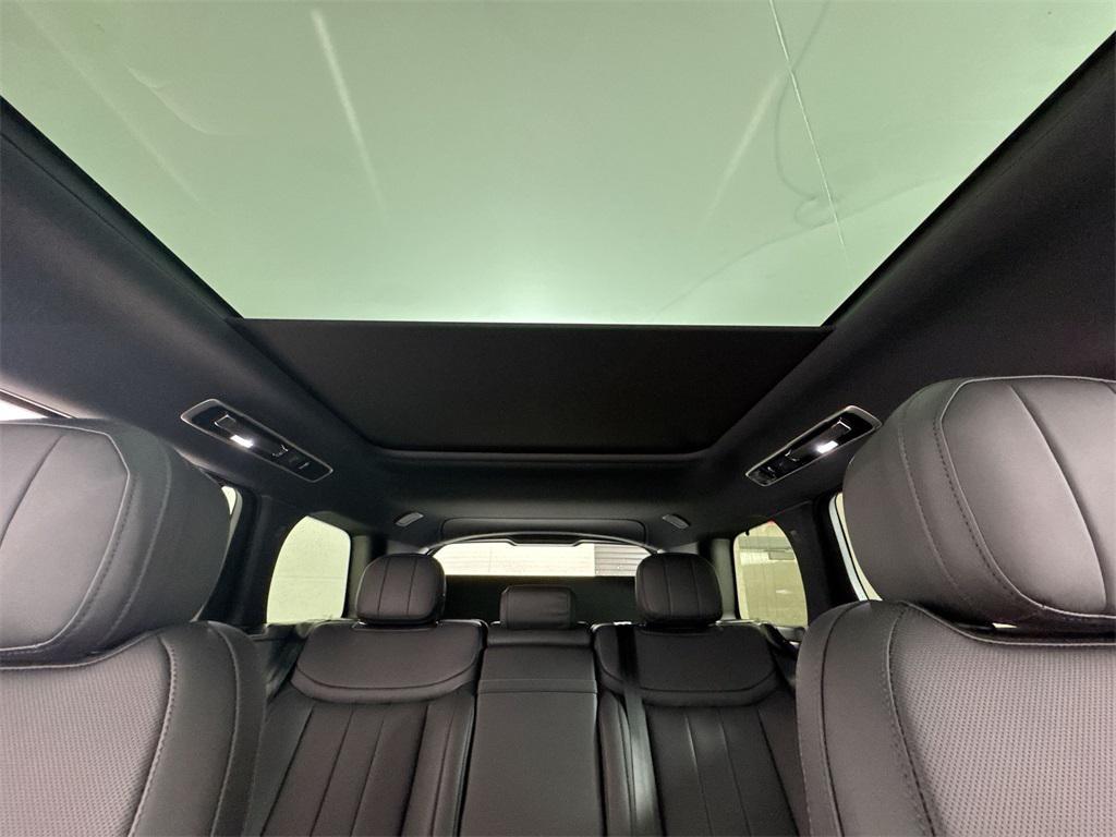 new 2025 Land Rover Range Rover car, priced at $125,525