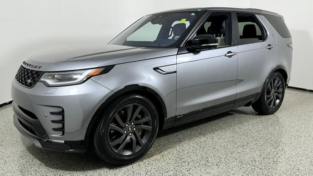 used 2022 Land Rover Discovery car, priced at $46,855