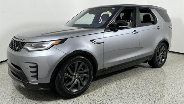 used 2022 Land Rover Discovery car, priced at $44,180