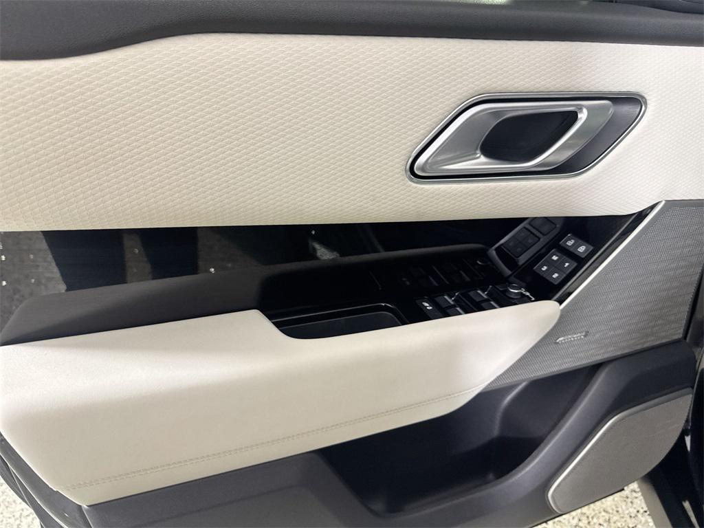 used 2022 Land Rover Range Rover Velar car, priced at $41,932