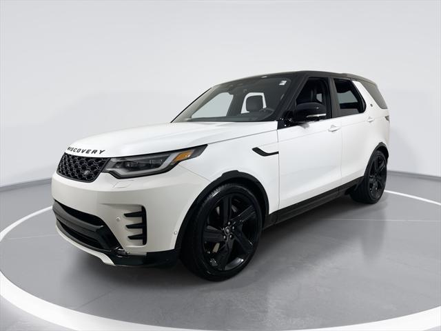 new 2025 Land Rover Discovery car, priced at $76,043