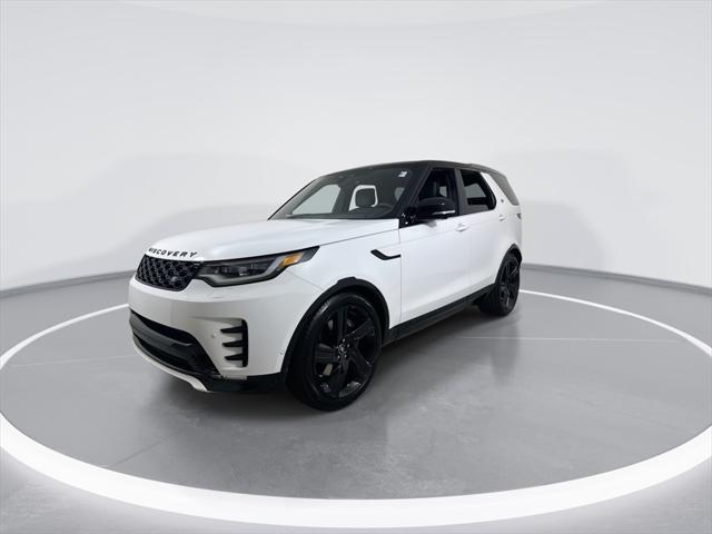 new 2025 Land Rover Discovery car, priced at $76,043
