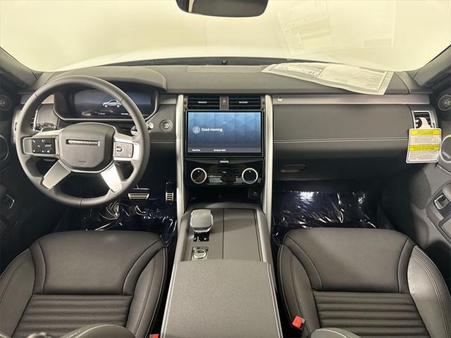 new 2025 Land Rover Discovery car, priced at $76,043