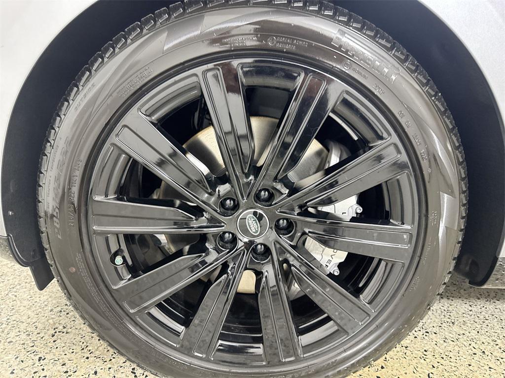 new 2025 Land Rover Range Rover car, priced at $133,995