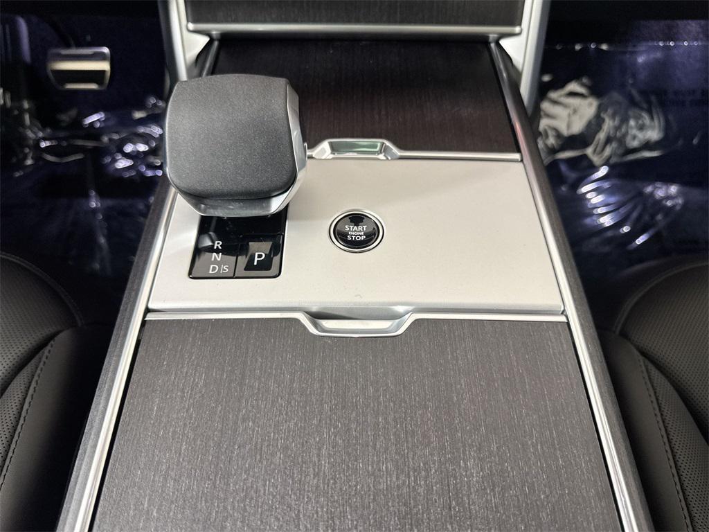 new 2025 Land Rover Range Rover car, priced at $133,995