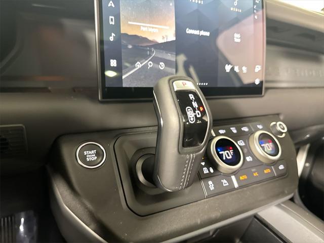 new 2025 Land Rover Defender car