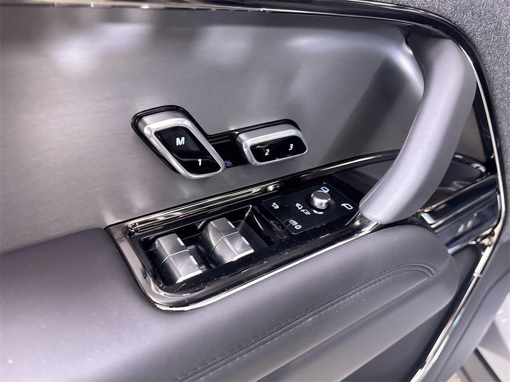 new 2025 Land Rover Range Rover Sport car, priced at $88,955