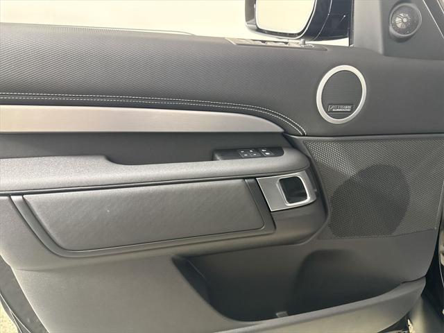 new 2025 Land Rover Discovery car, priced at $71,943