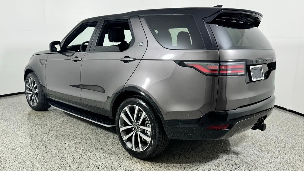 new 2024 Land Rover Discovery car, priced at $80,038