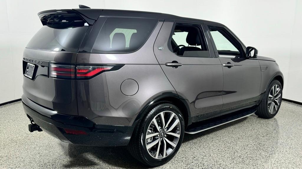 new 2024 Land Rover Discovery car, priced at $80,038