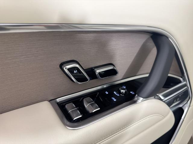 new 2025 Land Rover Range Rover car, priced at $128,695