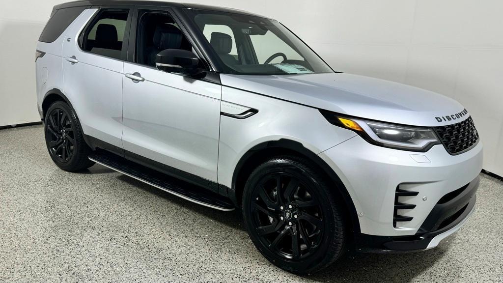 new 2024 Land Rover Discovery car, priced at $71,888