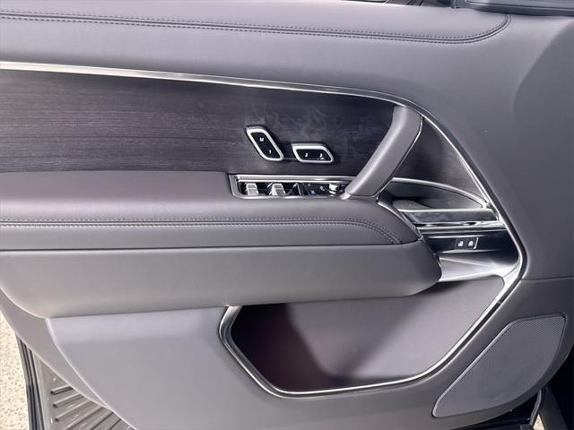 new 2025 Land Rover Range Rover car, priced at $129,670