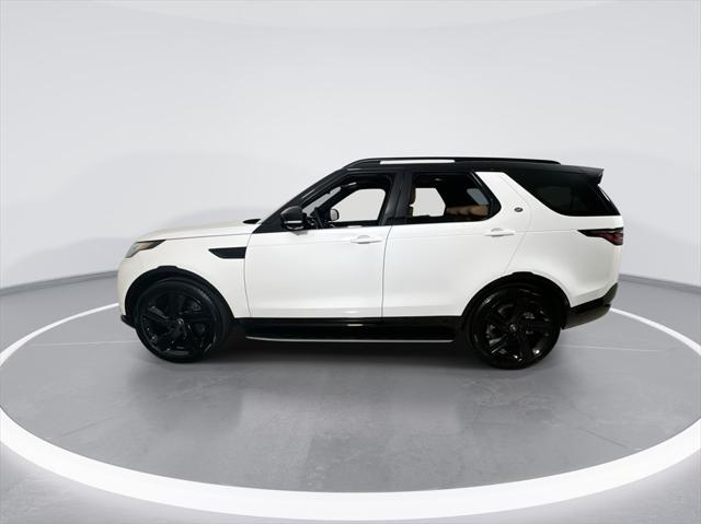 new 2025 Land Rover Discovery car, priced at $80,525