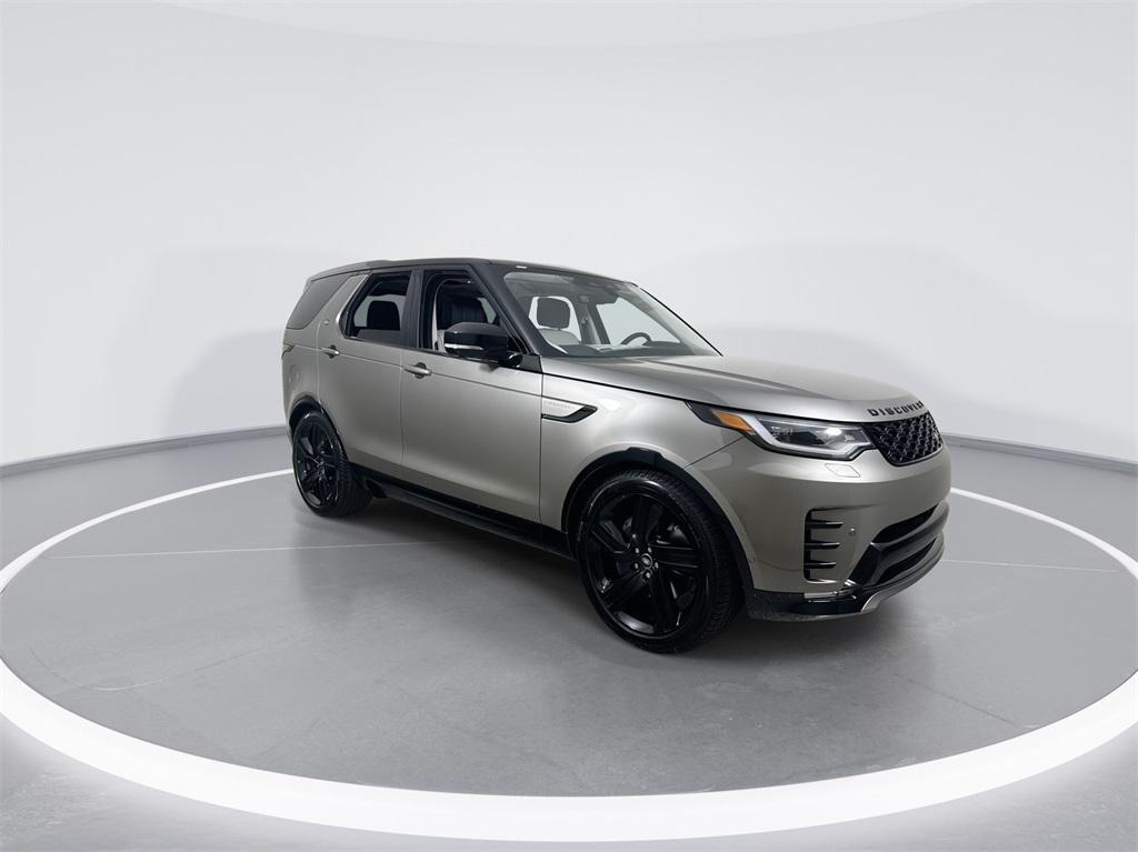 new 2025 Land Rover Discovery car, priced at $78,193