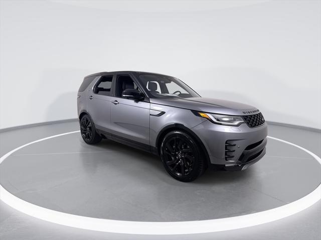 new 2025 Land Rover Discovery car, priced at $67,743