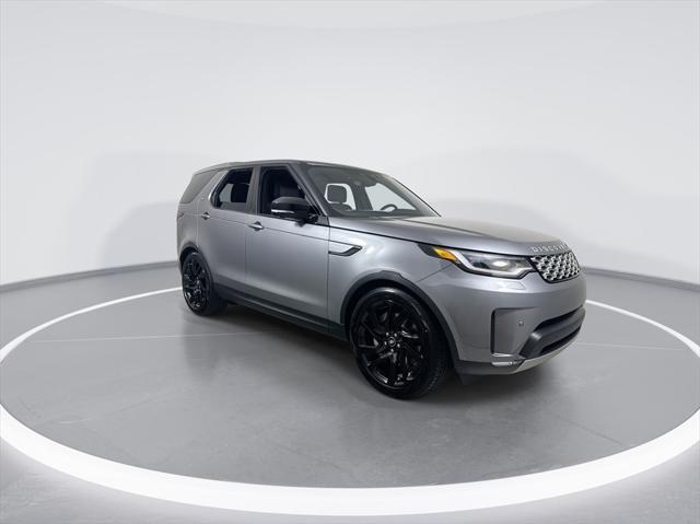 new 2025 Land Rover Discovery car, priced at $65,743