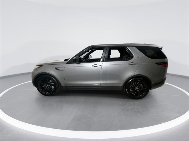 new 2025 Land Rover Discovery car, priced at $65,743