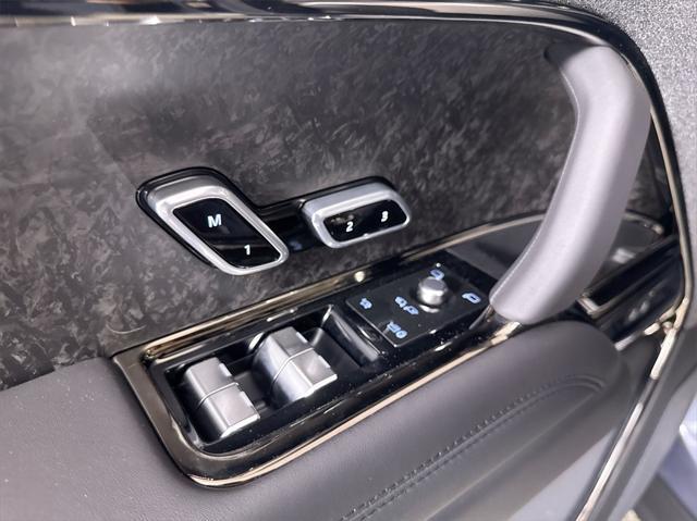 new 2025 Land Rover Range Rover Sport car, priced at $103,430