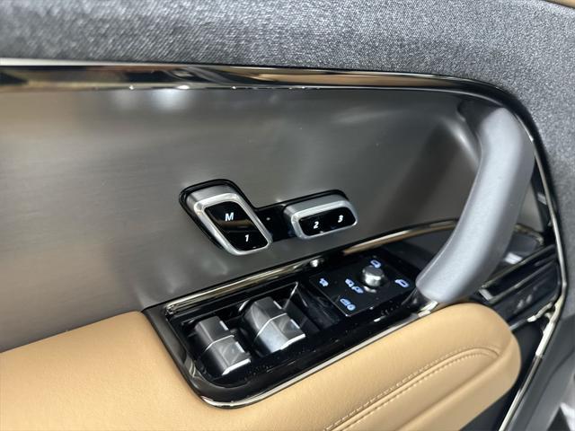 new 2025 Land Rover Range Rover Sport car, priced at $92,895
