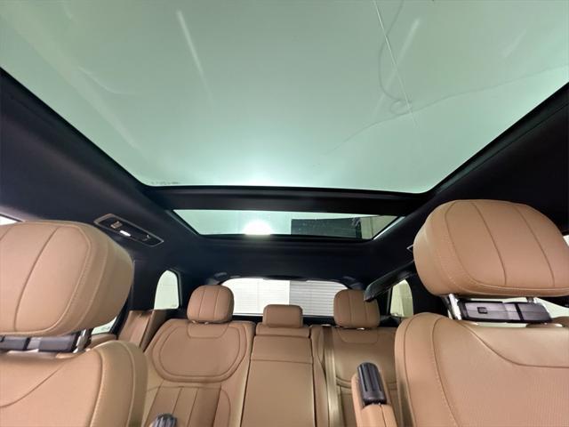 new 2025 Land Rover Range Rover Sport car, priced at $92,895