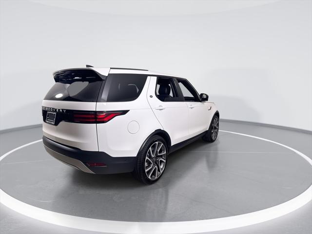 new 2025 Land Rover Discovery car, priced at $65,893