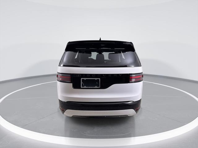 new 2025 Land Rover Discovery car, priced at $77,843