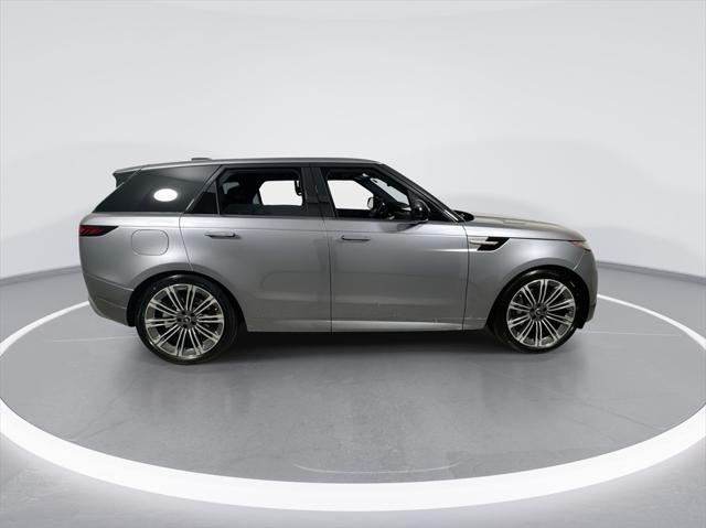 new 2025 Land Rover Range Rover Sport car, priced at $101,540