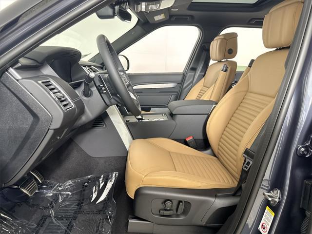 new 2025 Land Rover Discovery car, priced at $78,793