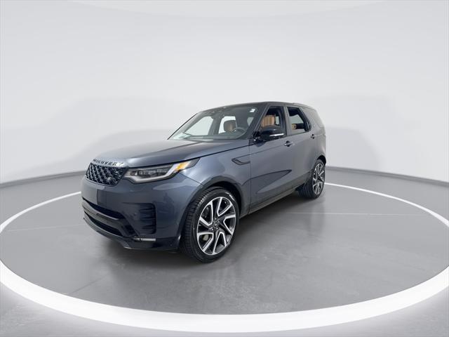 new 2025 Land Rover Discovery car, priced at $78,793
