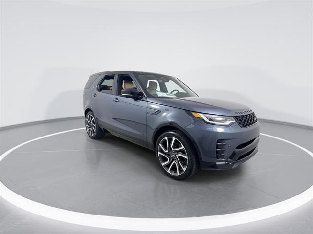 new 2025 Land Rover Discovery car, priced at $78,793