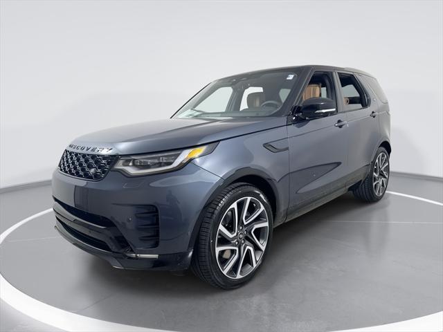 new 2025 Land Rover Discovery car, priced at $78,793