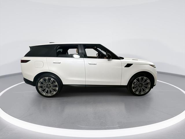 new 2025 Land Rover Range Rover Sport car, priced at $92,670