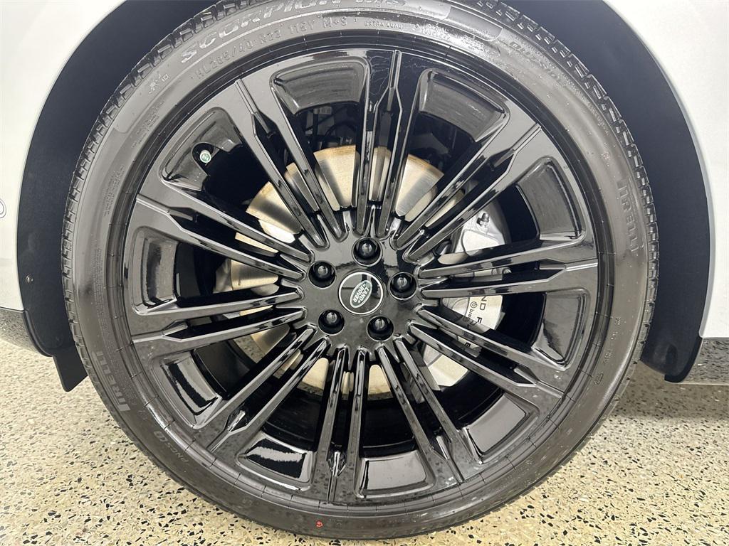 new 2025 Land Rover Range Rover car, priced at $146,495