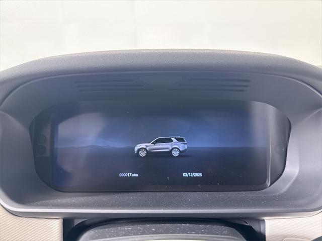 new 2025 Land Rover Discovery car, priced at $80,643