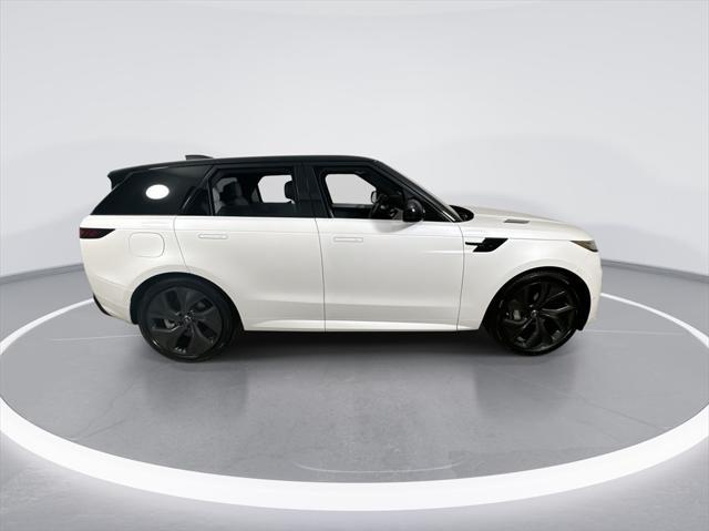 new 2025 Land Rover Range Rover Sport car, priced at $105,220