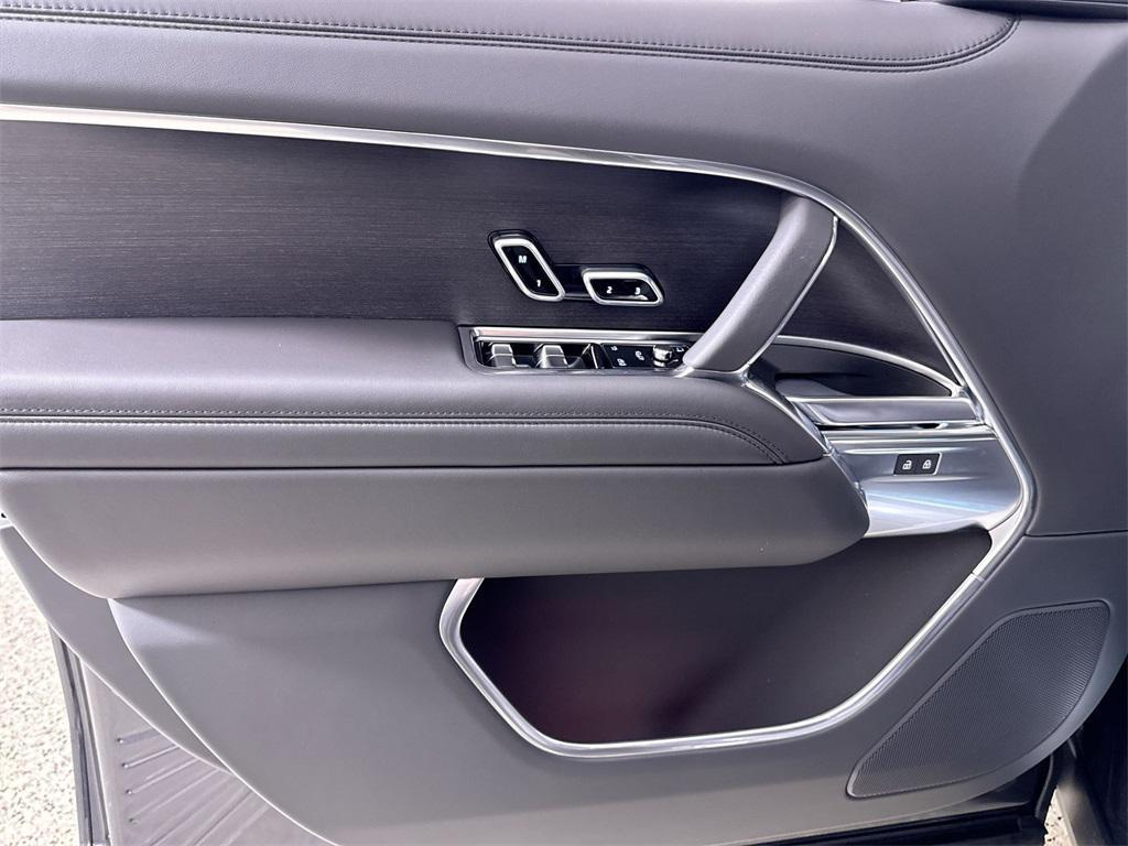 new 2025 Land Rover Range Rover car, priced at $148,645